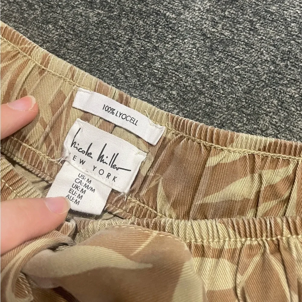 Nicole Miller 100% Lyocell Tie Front Shorts Size M